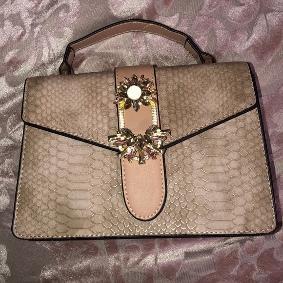 Purse - Picture 2 of 5